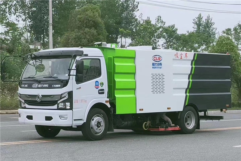 國(guó)六東風(fēng)大多利卡8噸（1.5水6塵）吸塵車